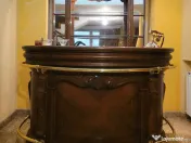 Bar elegant lemn masiv si marmura 