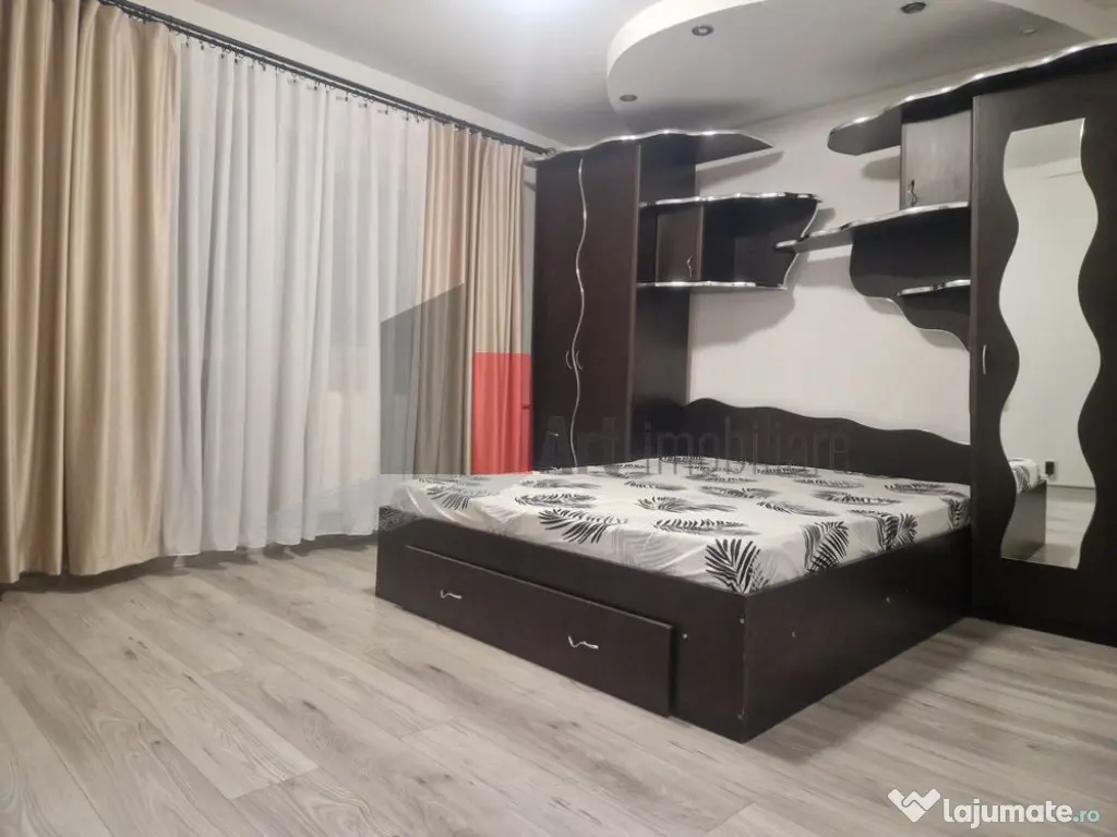 Apartament cu trei camere de inchiriat-Lujerului-Uverturi...