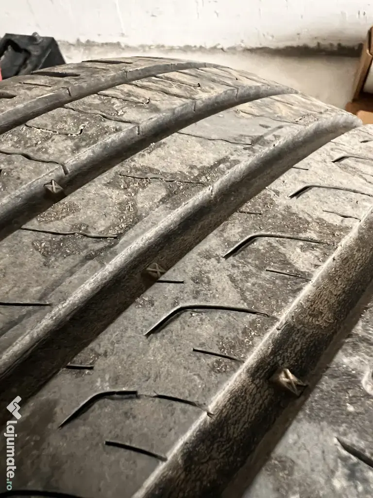 Anvelope 215/55/16 Barum