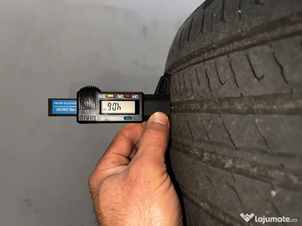 Anvelope 215/55/16 Barum