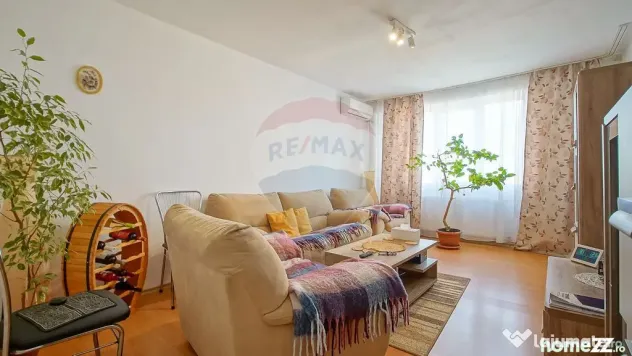 Apartament 3 camere | Strada Tudor Vladimirescu – Carti... - Brasov (Brasov)