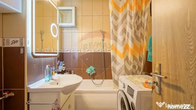 Apartament 3 camere | Strada Tudor Vladimirescu – Carti... - Brasov (Brasov)