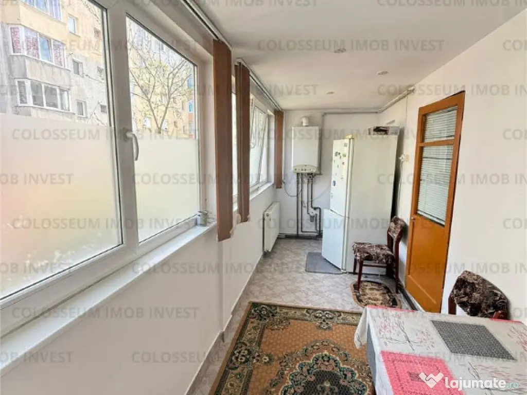 Calea Bucuresti-Paraului apartament 2 camere decomandat ,balcon mare