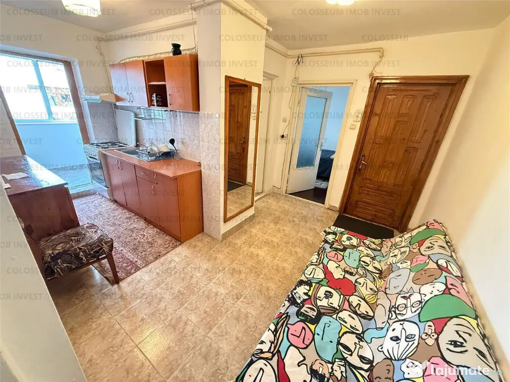 Calea Bucuresti-Paraului apartament 2 camere decomandat ,balcon mare