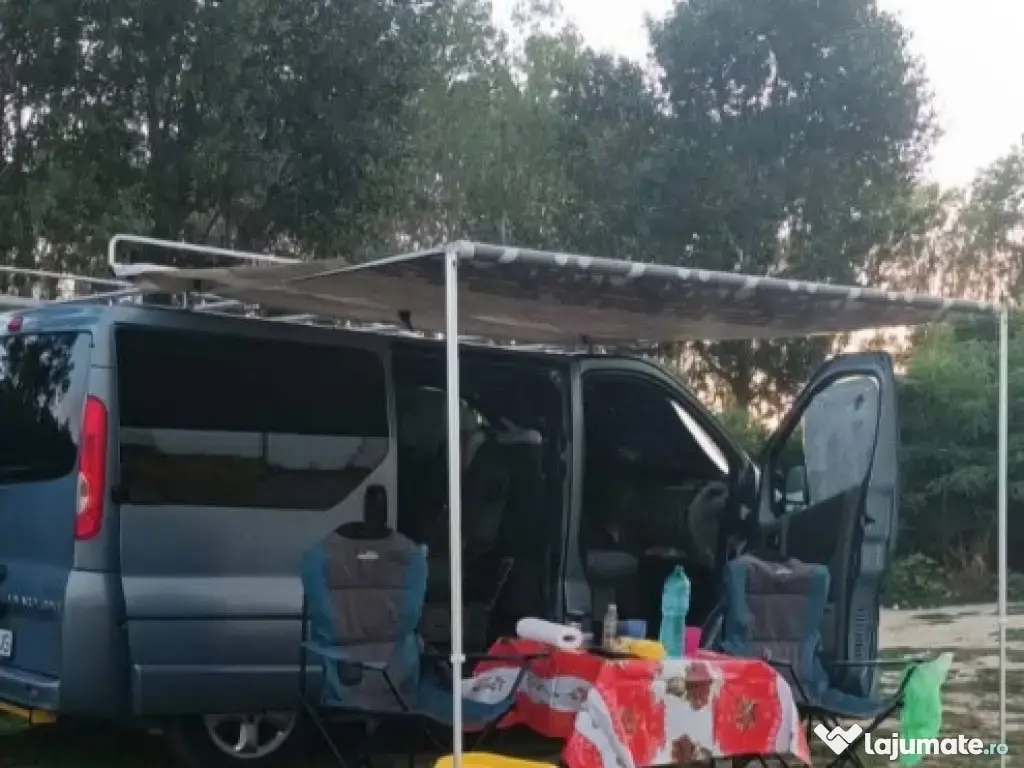 Vând Opel Vivaro varianta Westfalia fabricată în Germania