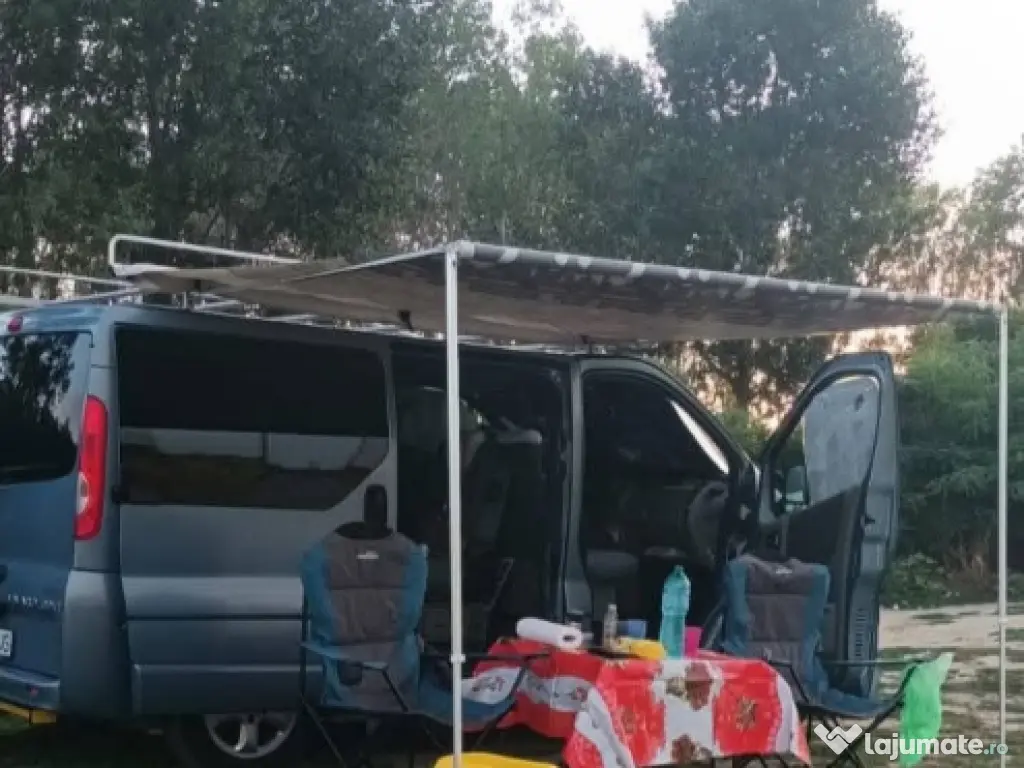 Vând Opel Vivaro varianta Westfalia fabricată în Germania