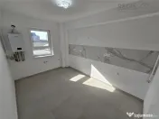 Apartament 3 Camere | Zona Tractorul | 2 Balcoane | NOU 