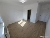 Apartament 3 Camere | Zona Tractorul | 2 Balcoane | NOU 