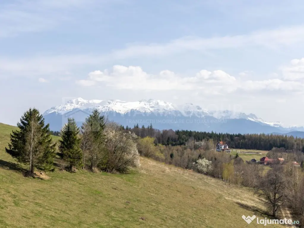 Teren intravilan în Poiana Mărului, 3.791 mp cu priveli...