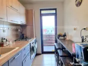 Apartament cu 3 camere, 60 mp, parcare cu CF, balcon, Sub Ce 