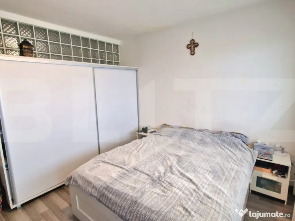 Apartament cu 3 camere, 60 mp, parcare cu CF, balcon, Sub Ce