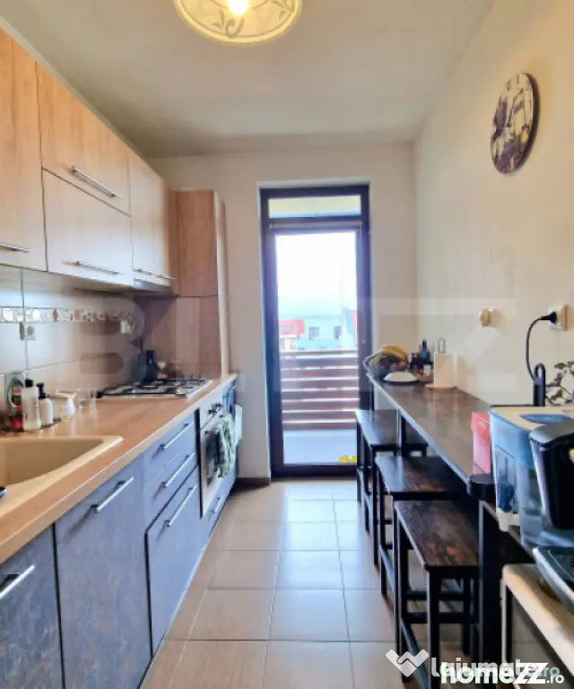 Apartament cu 3 camere, 60 mp, parcare cu CF, balcon, Sub Ce - Floresti (Cluj)