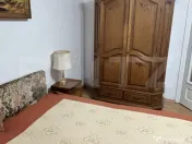 Casă de vânzare, 8 camere, 263 mp + 400 mp teren, în Câm 