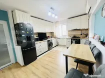 Apartament renovat, cu 2 camere, 52 mp, tip AN, zona - Roger