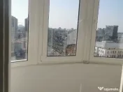 Dristor etaj 10 mc donalds 