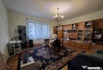 Casa tip duplex de vanzare, 5 camere, 234 mp, zona Titulescu