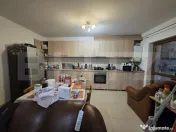 Casa tip duplex de vanzare, 5 camere, 234 mp, zona Titulescu 