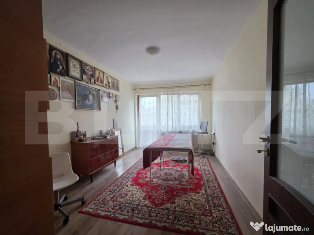 Casa tip duplex de vanzare, 5 camere, 234 mp, zona Titulescu