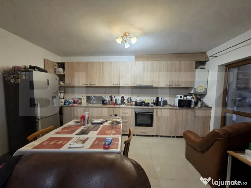 Casa tip duplex de vanzare, 5 camere, 234 mp, zona Titulescu