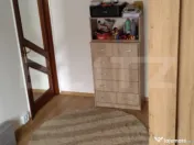 Apartament 2 camere, 40 mp, semidecomandat, etaj intermediar 