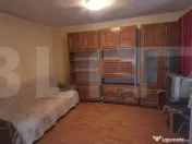 Casa cu 3 camere, curte verde si spatioasa 