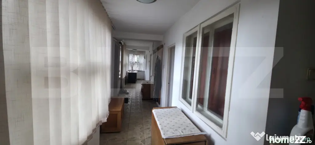 Casa cu 3 camere, curte verde si spatioasa 400 mp,zona Barie - Ploiesti (Prahova)