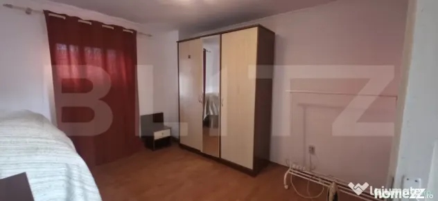 Casa cu 3 camere, curte verde si spatioasa 400 mp,zona Barie - Ploiesti (Prahova)