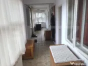 Casa cu 3 camere, curte verde si spatioasa 