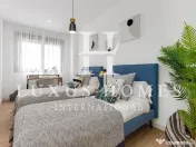 Vilă modernă cu piscină, terasă pe acoperiș și vedere uimitoare la mare