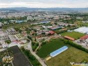 FILM! 4.600mp,aria industriala,utilitati aproape:hala,depozi 