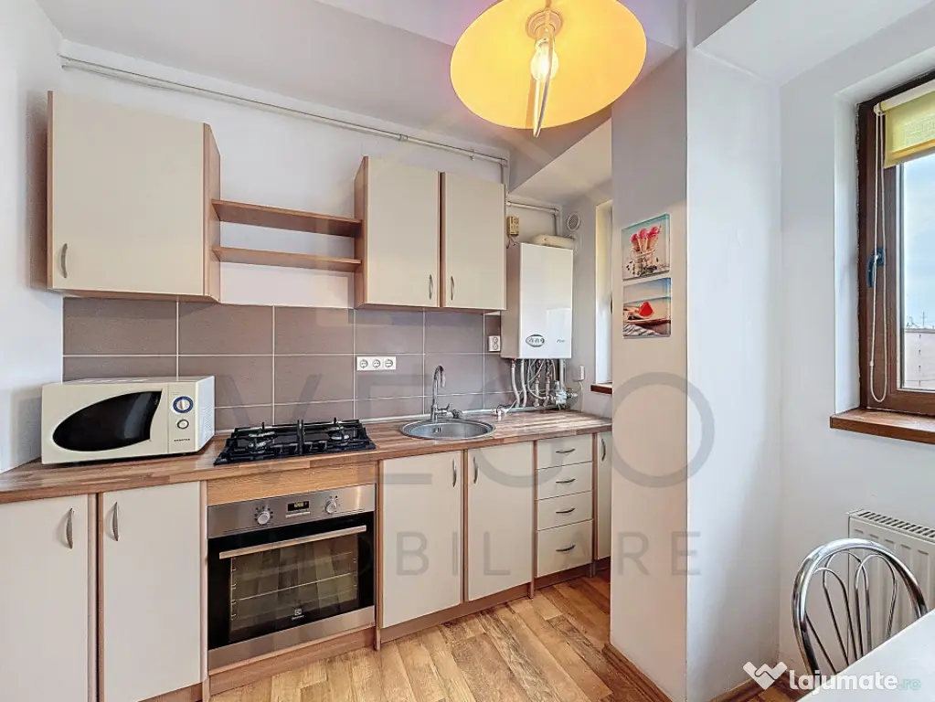 Apartament decomandat, 1 cameră, 36 mp, balcon, zona Iulius