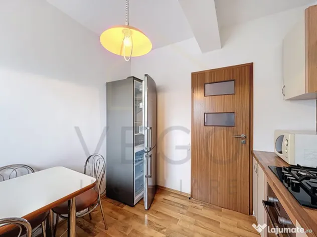 Apartament decomandat, 1 cameră, 36 mp, balcon, zona Iulius