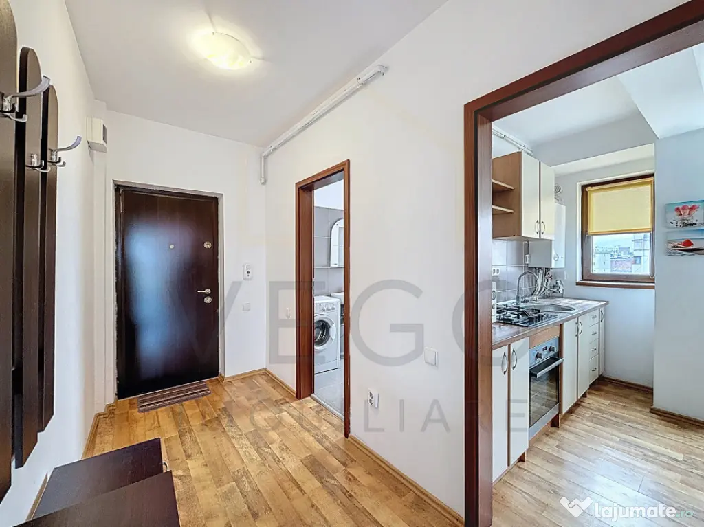 Apartament decomandat, 1 cameră, 36 mp, balcon, zona Iulius