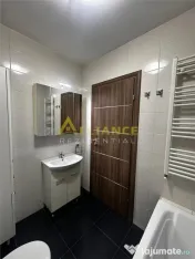 Apt 3 camere 2 bai mobilat utilat Bulevardul Metalurgiei 