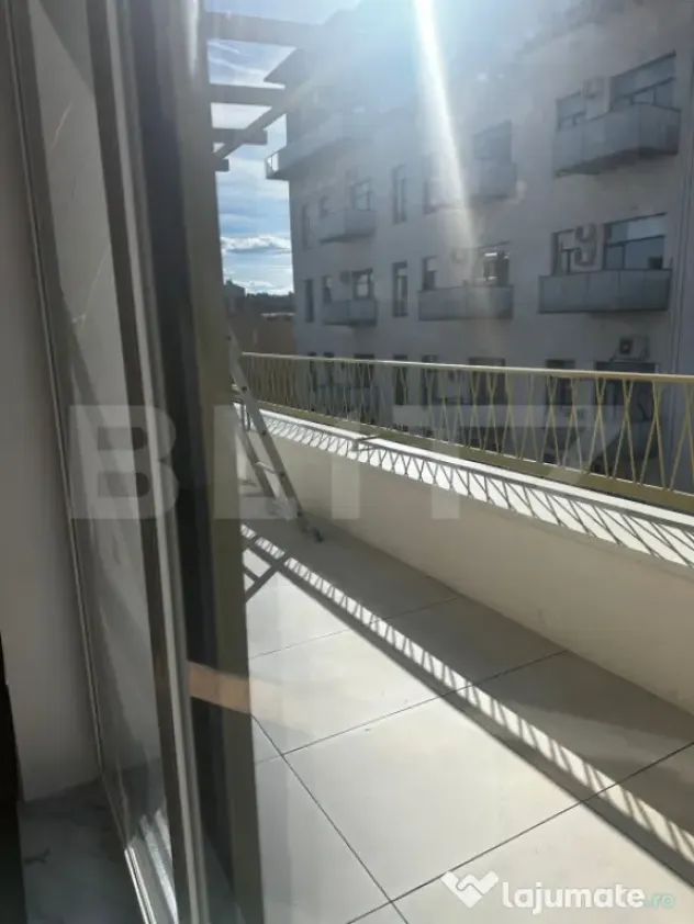 Apartament 4 camere 2 Bai 91 mp Terasa 23 mp FINISAT LUX zon
