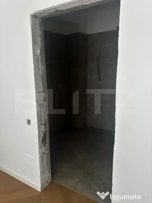 Apartament 4 camere 2 Bai 91 mp Terasa 23 mp FINISAT LUX zon