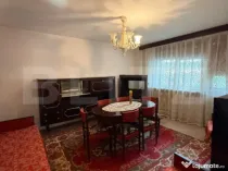 Apartament cu 3 camere, etajul 1, decomanat