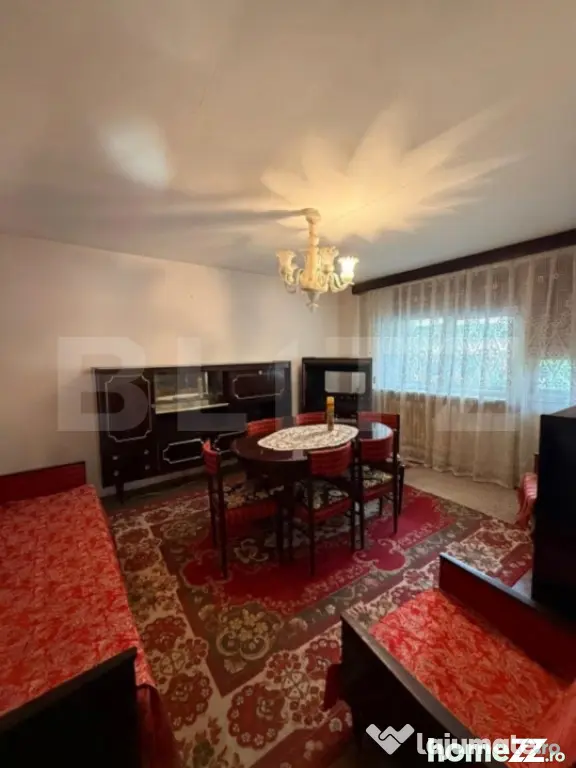 Apartament cu 3 camere, etajul 1, decomandat - Targu Jiu (Gorj)