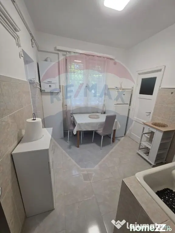 Apartament cu 2 camere de închiriat în zona P-ta Romana