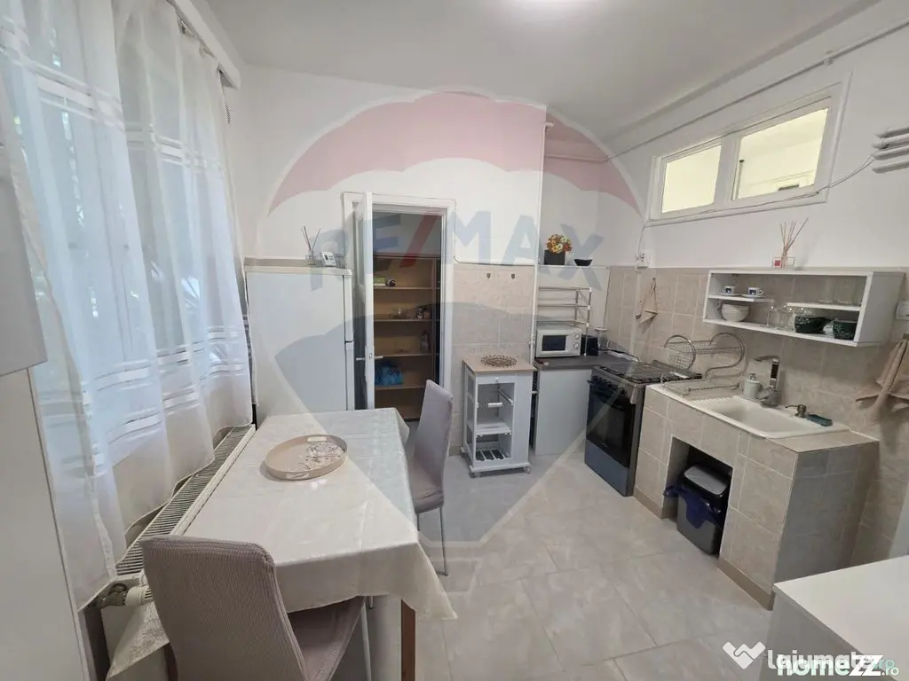 Apartament cu 2 camere de închiriat în zona P-ta Romana