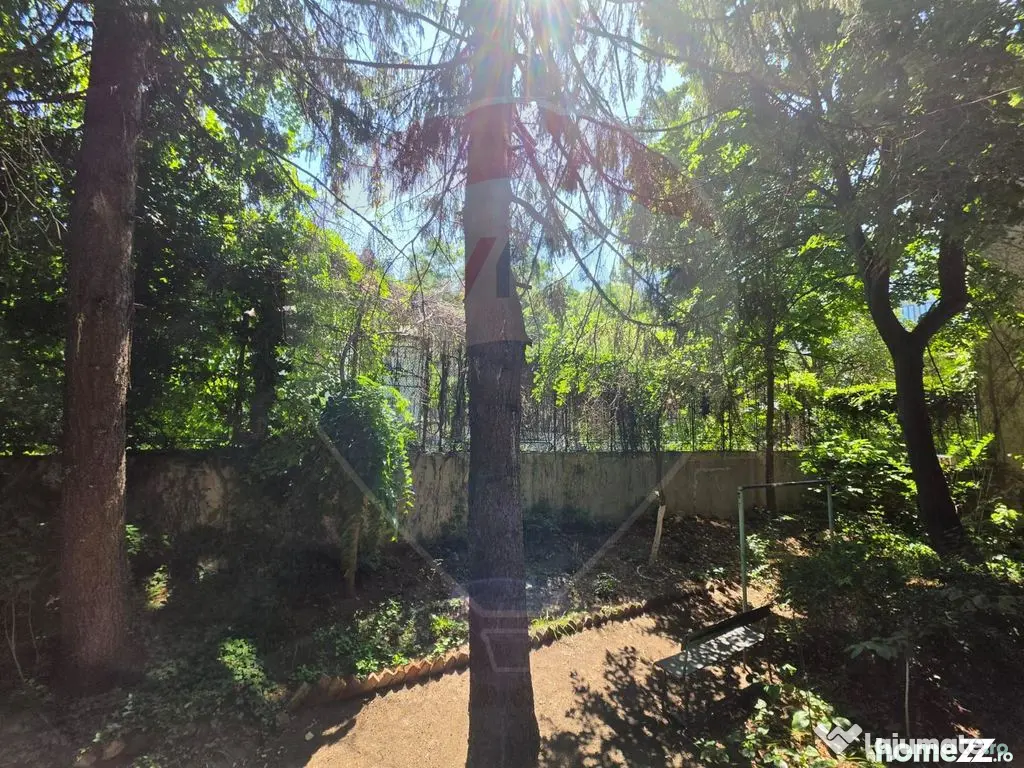 Apartament cu 2 camere de închiriat în zona P-ta Romana
