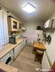 Apartament 2 camere de vanzare -Meteou 1 minut Eroii Revo... 