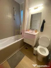 Apartament 2 camere de vanzare -Meteou 1 minut Eroii Revo... 