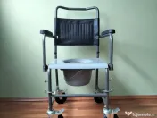 Scaun cu roti și oala 