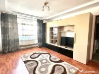 Apartament 3 camere, etaj 1, zona Teilor 