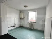 Apartament 4 camere, etaj 3, zona Sensul Vechi 