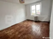 Apartament 4 camere, etaj 3, zona Sensul Vechi 