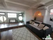 Apartament mansardabil de 