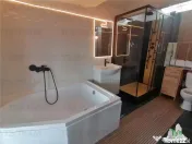 Apartament mansardabil de 