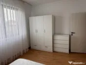 2 cam, 56 mp, Str. Fermelor, 430 Eur/lunar 